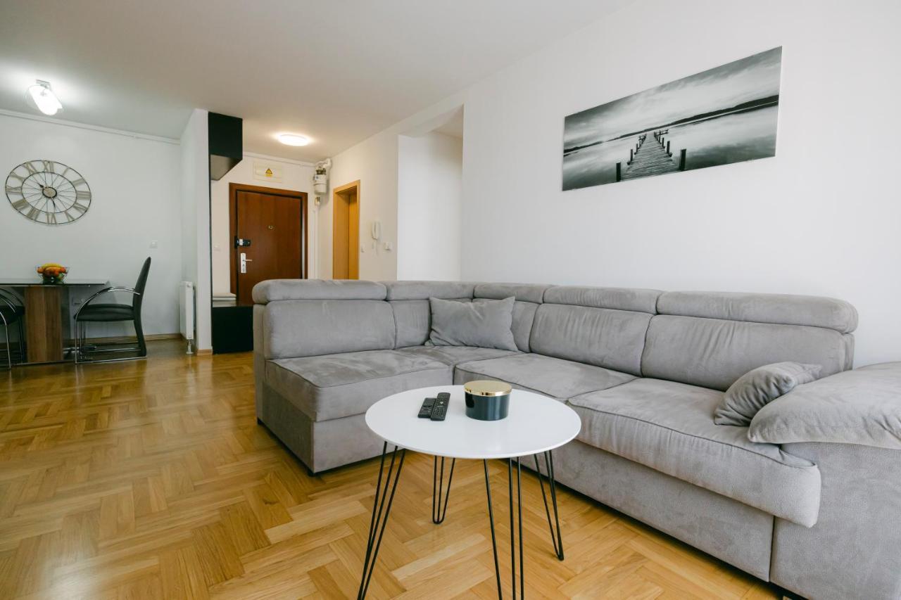 Ladenta Apartman*** Zagreb Exterior photo