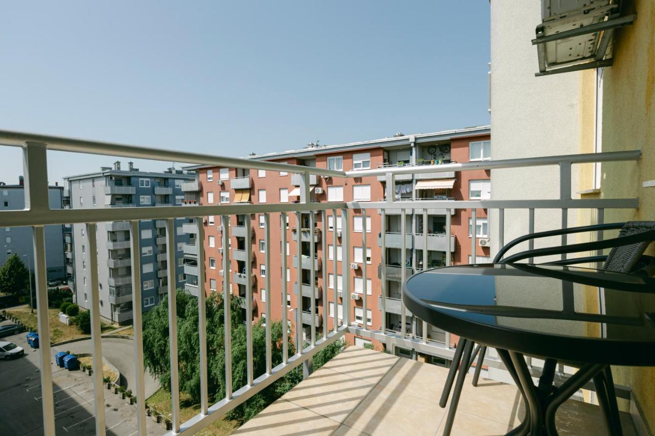 Ladenta Apartman*** Zagreb Exterior photo